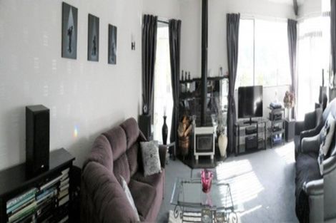 Photo of property in 27 Coates Street, Greymouth, 7805