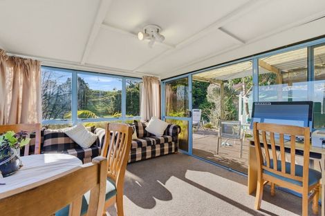 Photo of property in 63 Porter Road, Paparoa, 0571