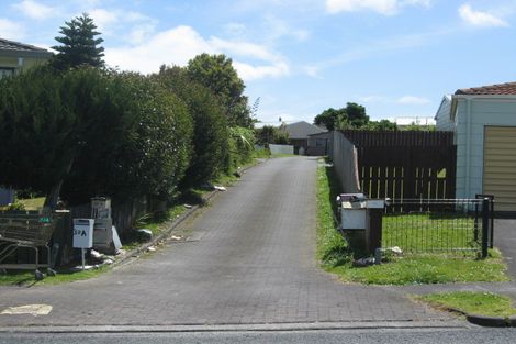 Photo of property in 1/34 Maplesden Drive, Clendon Park, Auckland, 2103