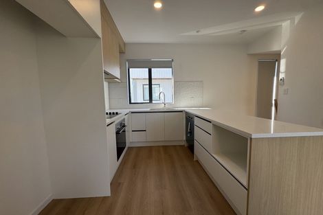 Photo of property in 14a Elcoat Avenue, Te Atatu South, Auckland, 0610