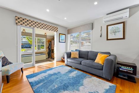 Photo of property in 14 Rosecamp Road, Beach Haven, Auckland, 0626