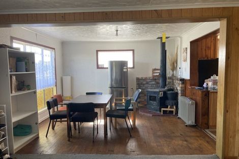 Photo of property in 2 Atkinson Street, Waitara, 4320