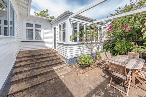 Photo of property in 4 Godwin Crescent, College Estate, Whanganui, 4500