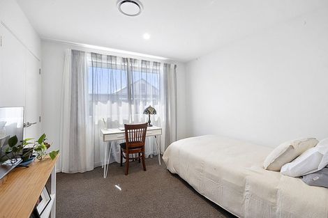 Photo of property in 10 Northpoint Way, Bell Block, New Plymouth, 4312