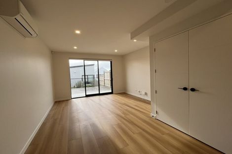 Photo of property in 22 Puihi Crescent, Massey, Auckland, 0614