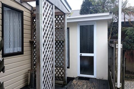 Photo of property in 13 Pakington Street, Westport, 7825