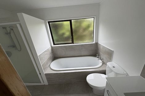 Photo of property in 6 Flinders Place, Johnsonville, Wellington, 6037