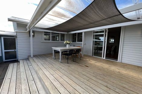 Photo of property in 82 Glen Marine Parade, Glendene, Auckland, 0602