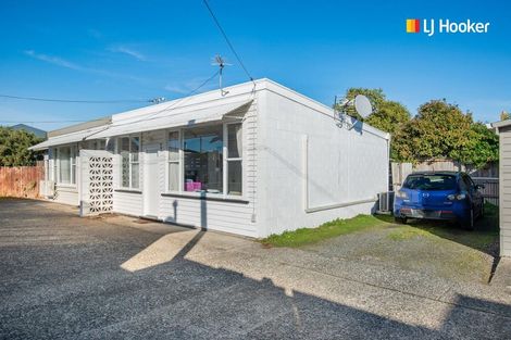 Photo of property in 28b Hargest Crescent, Saint Kilda, Dunedin, 9012