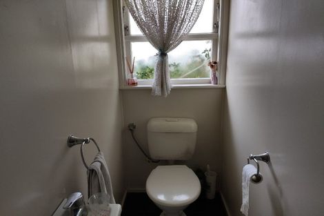 Photo of property in 27 Morton Avenue, Forrest Hill, Auckland, 0620