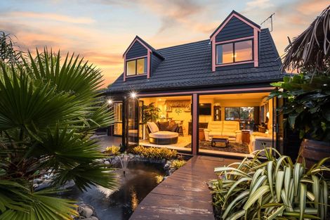 Photo of property in 27 Chums Road, Paraparaumu Beach, Paraparaumu, 5032