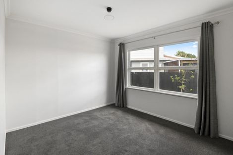 Photo of property in 35 Balmoral Street, Levin, 5510