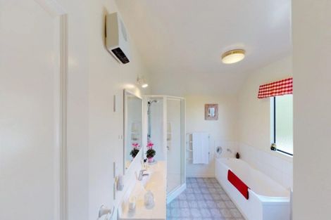 Photo of property in 6 Hillcrest Lane, Levin, 5510