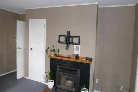 Photo of property in 12 Russell Street, Foxton, 4814