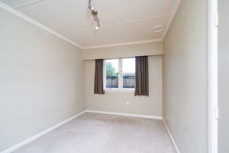 Photo of property in 4 Woodstock Place, Hokowhitu, Palmerston North, 4410