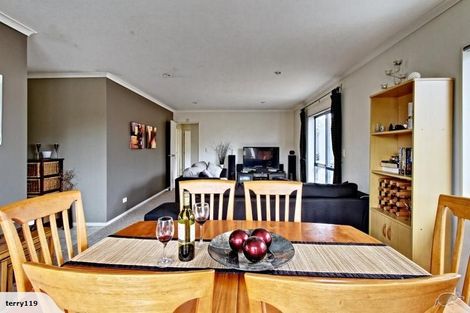 Photo of property in 7 Henry Partington Place, Greenhithe, Auckland, 0632