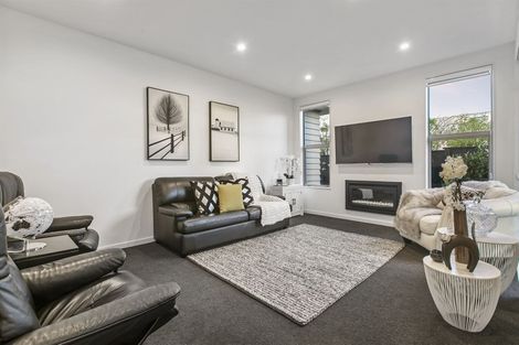 Photo of property in 14a Sylvan Park Avenue, Milford, Auckland, 0620