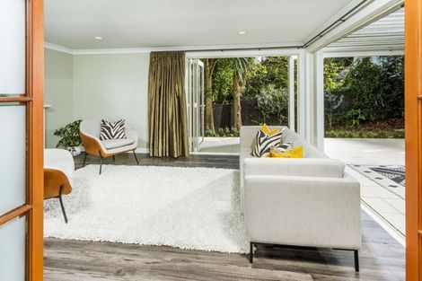 Photo of property in 72b Parr Terrace, Castor Bay, Auckland, 0620