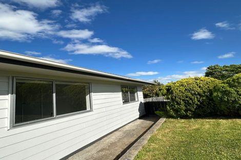 Photo of property in 32 Vandeleur Avenue, Birkdale, Auckland, 0626