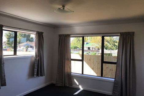 Photo of property in 83 Daniels Road, Redwood, Christchurch, 8051