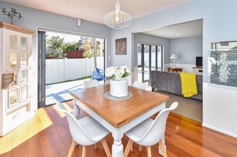 Photo of property in 337 Hill Road, The Gardens, Auckland, 2105