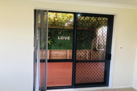 Photo of property in 2/25 Keldale Place, Forrest Hill, Auckland, 0620