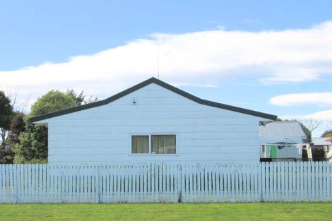 Photo of property in 37 Doncaster Drive, Papamoa Beach, Papamoa, 3118