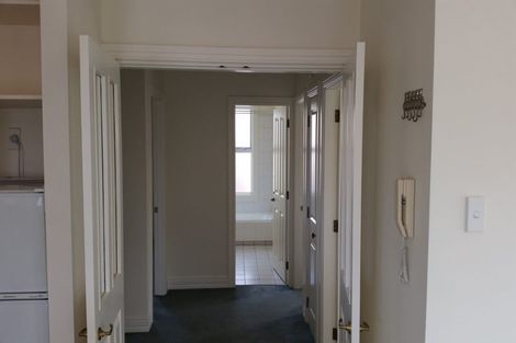 Photo of property in 18 Hill Street, Thorndon, Wellington, 6011