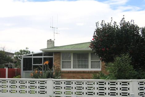 Photo of property in 14 Meadowland Street, Matua, Tauranga, 3110