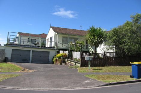 Photo of property in 2 Andros Place, Unsworth Heights, Auckland, 0632
