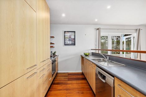 Photo of property in 8 Durham Crescent, Aro Valley, Wellington, 6021