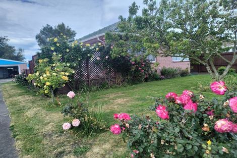 Photo of property in 6 Ariel Place, Aranui, Christchurch, 8061