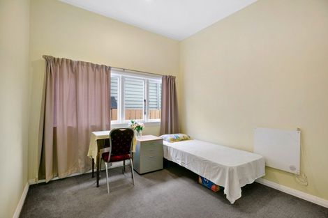 Photo of property in 71 Kauri Street, Miramar, Wellington, 6022