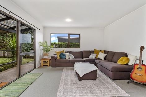 Photo of property in 2/151b Wallace Road, Mangere Bridge, Auckland, 2022