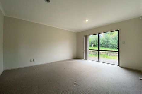 Photo of property in 40 Bradnor Meadows Drive, Swanson, Auckland, 0612