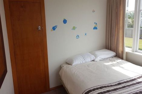 Photo of property in 25 Wyndham Street, Carterton, 5713