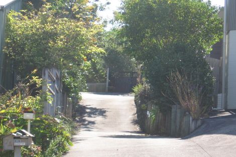 Photo of property in 3/7 Korotaha Terrace, Rothesay Bay, Auckland, 0630