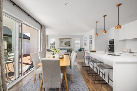 Photo of property in 28 Te Aranga Drive, Papamoa Beach, Papamoa, 3118