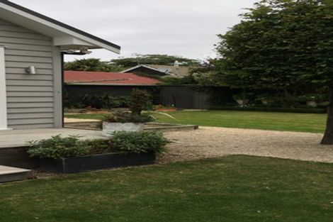 Photo of property in 107 Hamilton Avenue, Ilam, Christchurch, 8041