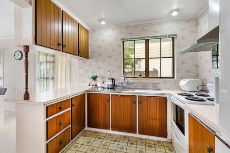 Photo of property in 12 Percy Dyett Drive, Karori, Wellington, 6012