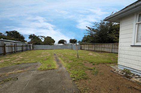 Photo of property in 18 Hinemoa Street, Levin, 5510