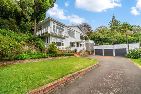Photo of property in 42 Pretoria Road, Karaka Bays, Wellington, 6022
