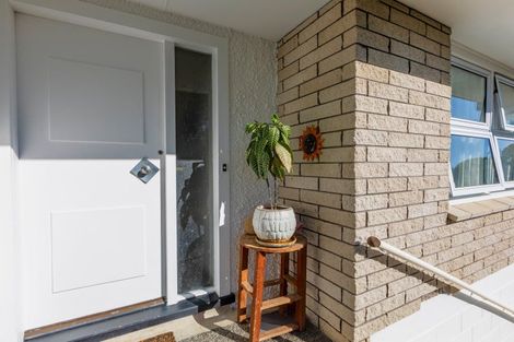 Photo of property in 19 Selwyn Road, Havelock North, 4130