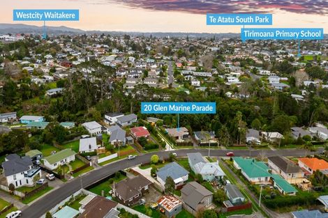 Photo of property in 20 Glen Marine Parade, Glendene, Auckland, 0602