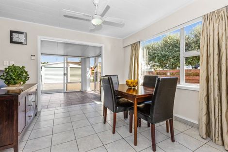 Photo of property in 35 Murphy Road, Taradale, Napier, 4112