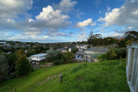 Photo of property in 32 Awaruku Road, Torbay, Auckland, 0630