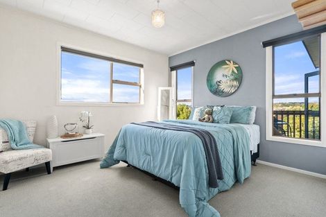 Photo of property in 9 Cromwell Place, Pukekohe, 2120