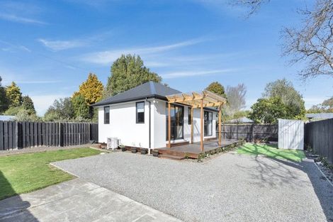 Photo of property in 2/397 Sawyers Arms Road, Harewood, Christchurch, 8051