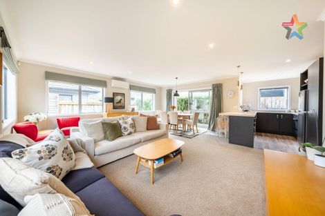 Photo of property in 9 Te Toru Street, Taita, Lower Hutt, 5011