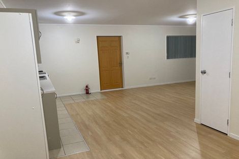 Photo of property in 55a Archibald Road, Kelston, Auckland, 0602